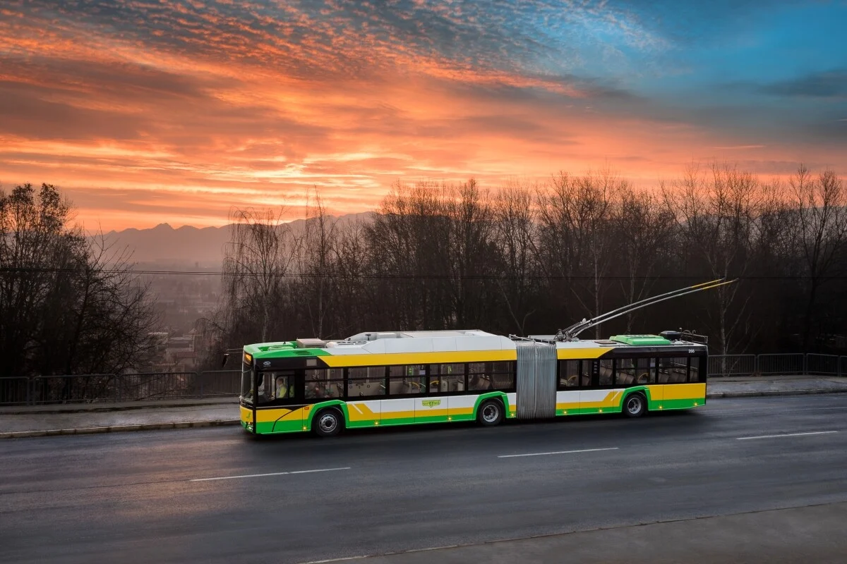 Model Trollino Pogledajte Kako Izgleda Solarisov Trolejbus Koji E